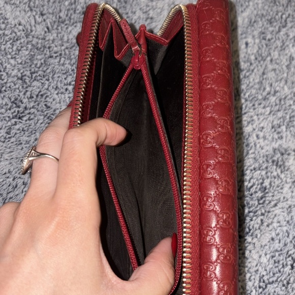 Gucci Microguccisima Red Leather Wallet - Picture 7 of 11